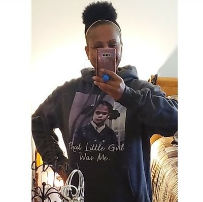 LBCandyGirl's profile picture. Original Candy Girl; More Tender than a Roni, but Harder than a Jawbreaker! #TeamAndroid 🤷🏾‍♀️😏 #SocialJusticeFreedomFighter #BlackLivesMatter #Resist ✊🏾