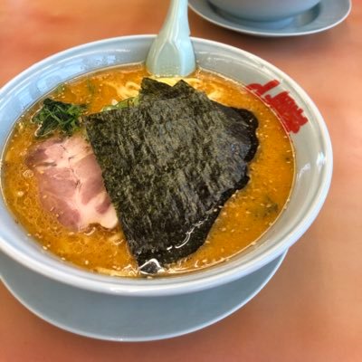 te3156ra's profile picture. 