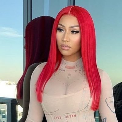 itsurgirllex's profile picture. 