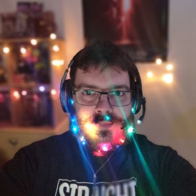 Geeky gaming dad. Gaming and streaming from sunny Cornwall! if you like old sci fi games then give me a shout