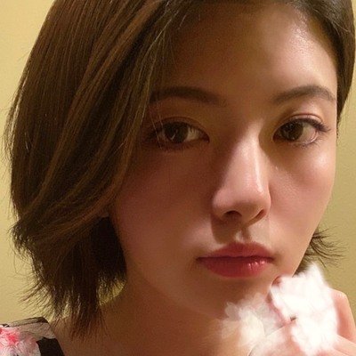 XLkhU1W7Oba4zZ2's profile picture. 母子家庭で貧乏育ち( ´:ω:` )⇒介護職に就くもブラックすぎてうつ病になり退職⇒スーパーでレジ打ち⇒今の現状を変えたいと思い、ネットビジネスに出会う⇒3ヵ月で月収100万円達成💘
時間とお金が自由になって毎日幸せに💜
わたしの様に現状を変えたいと思っている人を無料でサポートしてます🌟