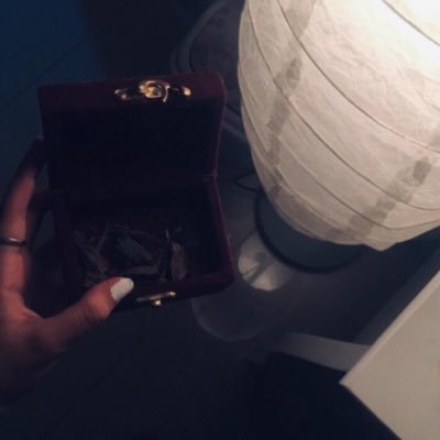 قراءة #التاريخ_الاقتصادي مدخل مهم للفهم الصحيح ويساهم في التخفيف من إعتناق مدرسة اقتصادية معينة ويوسع المدارك في رسم السياسات الاقتصادية