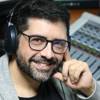Locutor Radio Estrada 107.7 FM 🎙📻
Comunicación📡🛰  
Presentador🎤🔊🎭. 
PODCAST🎙⬇️⬇️⬇️