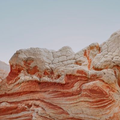 yhQSz4V69T0ZI75's profile picture. 