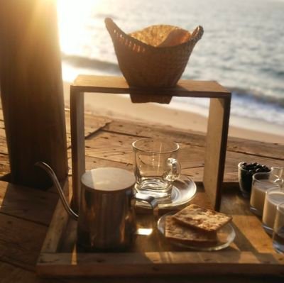 not037's profile picture. 