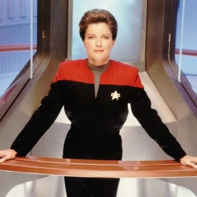 1st gen Mex/Am, Mommy, Wifey, STV Trekker-Janeway RULES, flamenco dancer. I cry 2 easily & cuss 2 much. Love ppl helping ppl & everyone gets along in my mind.