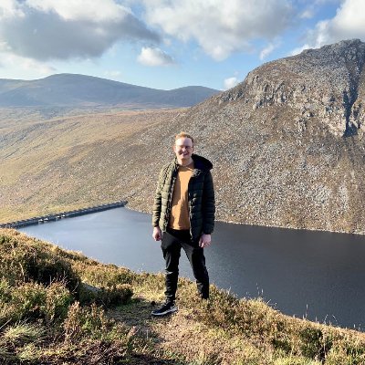 daithied's profile picture. Physicist turned software developer