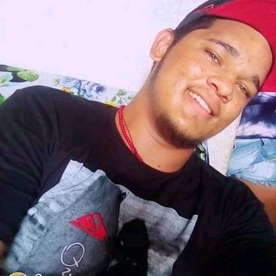 Victor43708131's profile picture. gay