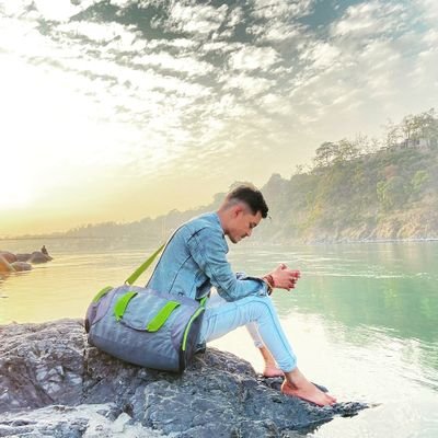 SarthakPandit90's profile picture. Reader and writer.. A journalist, Political thinker..!!Insomniac/निशाचर,।
पांच काम हैं- देखना,सुनना,पढ़ना,लिखना और बोलना।