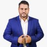 RUBENGDL's profile picture. Conductor de noticias en Espacio Televisión, escribo en Milenio y en La Voz de Jalisco. Conductor del noticiero Espacio en Punto en Radiorama de Occidente