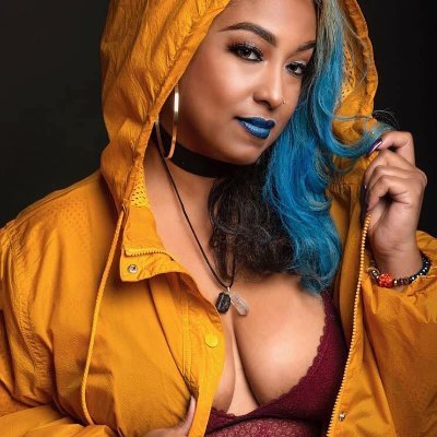 🎤 👁️ Velarde Efuntade 💋 Creator 🎥 Artist - Writer 🔮 Diviner #IFAPriestess #Metaphysical #HolisticMommy #IBeThatBlackFilipina 💋