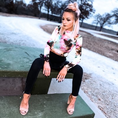 ogbastard_blogs's profile picture. owner of soc13ty, Ltd Co. self-proclaimed OG bastard. wannabe blogger. style addict. okay-ish at most things. IG ogbastard_ https://t.co/6UoHcxpJks