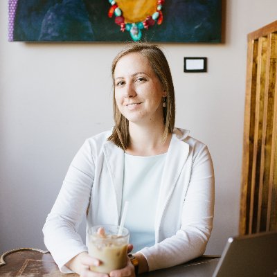 JacquieLycka's profile picture. 