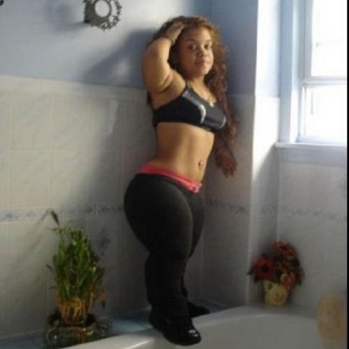 Curvy bride midget shemale