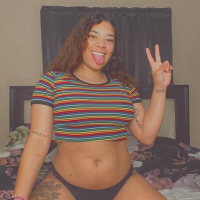 mixedbreed051's profile picture. https://t.co/7LWsLYHxLo