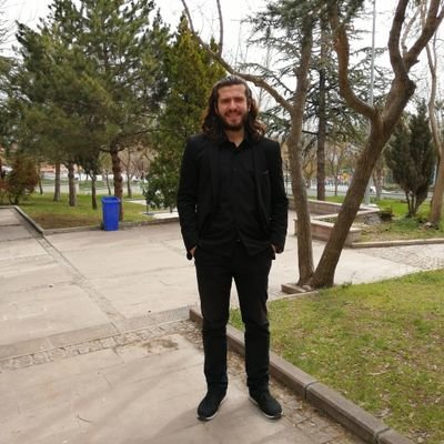 ''NE MUTLU TÜRKÜM DİYENE '' Namı diğer; Mali Başkan. Hacettepe Üniversitesi Tarih Bölümü
HBV-GTT Yüksek Lisans🐺🐺
𐰯𐰀 𐱃𐰺𐰴𐰣