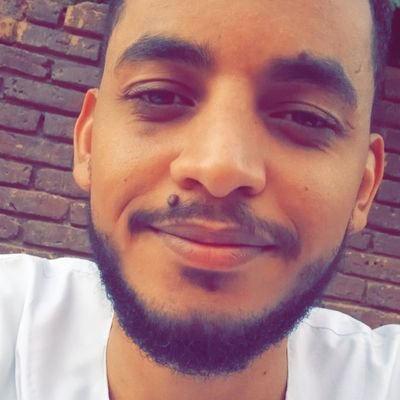 omermon3im's profile picture. وبكينا كلنا من دواعي الخيبه والحظ التعيس..