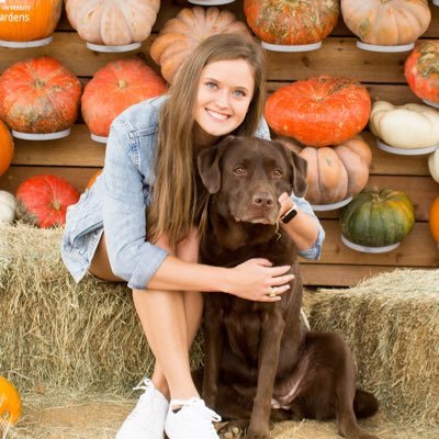 ShelbyBergerr's profile picture. stay at home dog mom