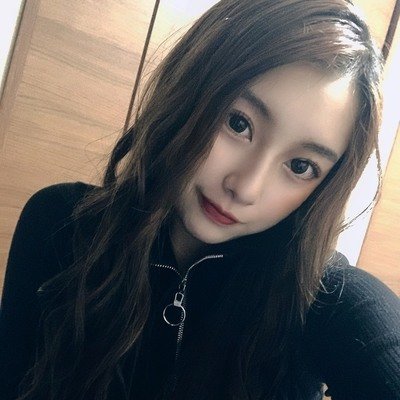 貧乏な母子家庭育ち(´•̥ ω •̥` )⇒介護職に就くもブラックすぎてうつ病になり退職⇒スーパーでレジ打ち⇒今の現状を変えたいと思い、ネットビジネスに出会う⇒3ヵ月で月収100万円達成💛
時間とお金が自由になって幸せな毎日に💌
わたしのように現状を変えたいと思っている人を無料でサポートしてます✊
