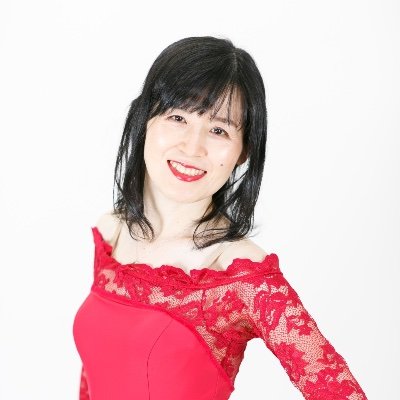 個性が伸び 自己肯定感が高まり 人生輝くゆきピアノ教室です。(1、2歳児)コース有り。1歳から大人まで、たくさんの生徒さんに通っていただいてます。『育脳ピアノレッスン』の認定教室です。幼稚園・小学校免許所有。 ピアノ講師歴23年。