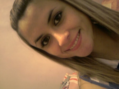 Cami_aguiilar's profile picture. To me afastando de tudo que me atrasa, me engana, me segura e me retém. Fui ser feliz, e não volto!