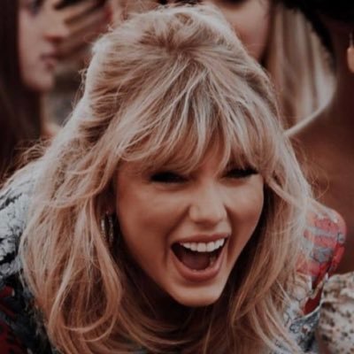 i will always support taylor swift, her music, everything she stands for and the wonderful person she is 💕! my dream in life is to meet taylor 🥺