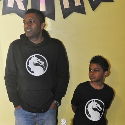 AK_Slay333's profile picture. Fighting games Fighting games. Did i say Fighting games.
 Hosting MK11
Tournaments, Stream. 
LETS GROW LETS GO™ https://t.co/788BlXEfzV