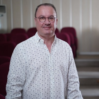 METE62's profile picture. Prof.Dr.-Kadın Hast ve Doğum ..Ege Üniv. Kadın-Doğum AnaBilim Dalı  ve Cerrahi Bölüm Başkanı.-TJOD  Başkanı-Türk Ürojin. Pelv.Rek.Cer.D.YK Üyesi ve eski Başkanı