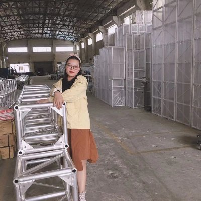 FOSHAN NANHAI EPE TRUSS STAGE EQUIPMENT CO.,LTD
factory specializing in the production of stage truss, stage contact::+8618813968481email:rechel@epetruss.com