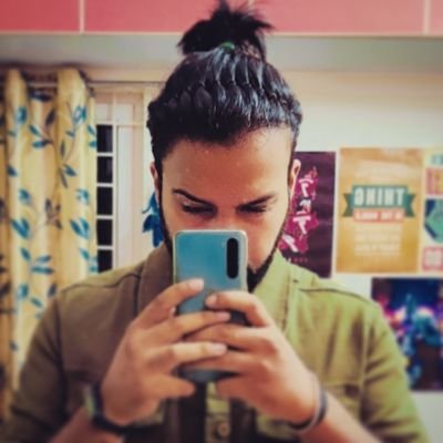 being_shishodia's profile picture. A glitch in the matrix!