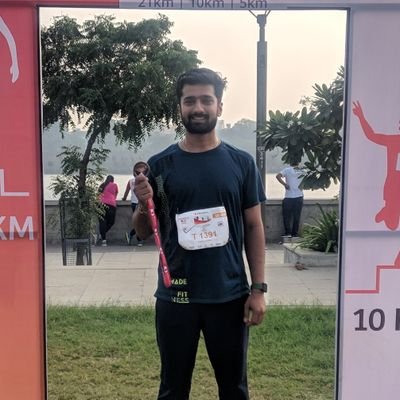 sarda_karan's profile picture. Gujarati hun par mithi daal pasand nahi
Baniya hun par kanjusi pasand nahi
Insaan hun par Insaaniyat...Rehne do wese bhi bohot kam bachi hai..🤦