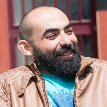 rmsarralde's profile picture. Madrileño de madre, peruano de pera. Absurdo de palabra, obra y omisión. Maniático del fútbol y víctima del humor absurdo. Fan del @deporguada.