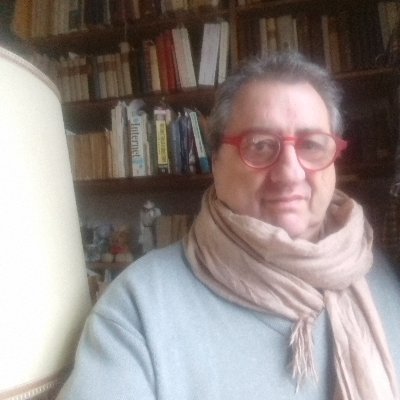 LouisMbooks's profile picture. Collection : Livres d'occasion et anciens