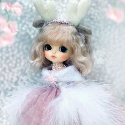 AishaHa23786932's profile picture. 