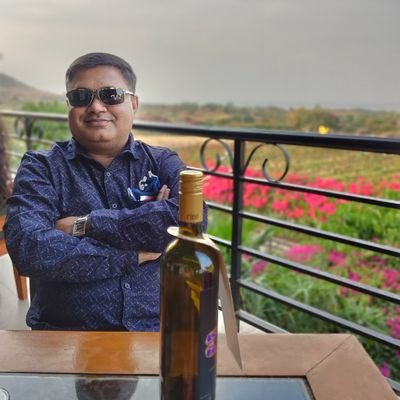 nitinmore9084's profile picture. छोटी-छोटी #कोशिशें🏃पर #इरादे✌है बड़े,  #मुश्किल😣 है हर #कदम👣पर हम डटकर है #खड़े🙋‍♂