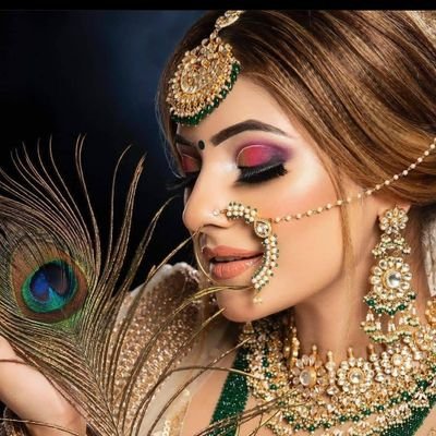 Proud Hindu🙏Nationalist🇮🇳
Don't be a queen 👑 waiting on a King... Be a Queen of ur own kingdom 😉