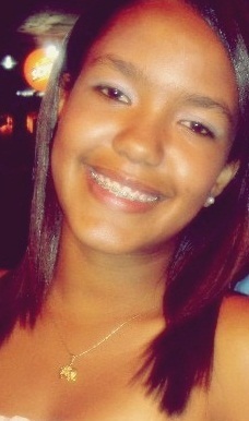 ''Sou pedaços de músicas, fragmentos de textos, sou um pouco de um muito, sou apenas uma mistura de tudo.