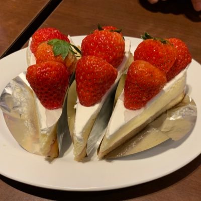 javajavajava17's profile picture. 作ったものと食べたもののっけます