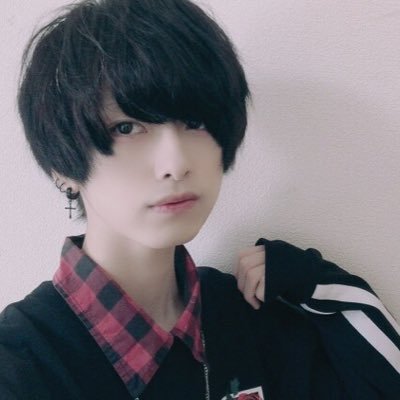 そらろくん マッシュ男子 メイク男子 メンヘラ男子 女の娘 ジェンダーレス男子 髪色と髪型変えましたぁ 駅のトイレですみませんねぇ ๑ ๑ どぉかなぁ 似合う そらろくん マッシュ男子 メイク男子 メンヘラ男子 女の娘 ジェンダーレス男子 髪色と髪型変えましたぁ 駅のトイレですみませんねぇ ๑ ๑ どぉかなぁ 似合う