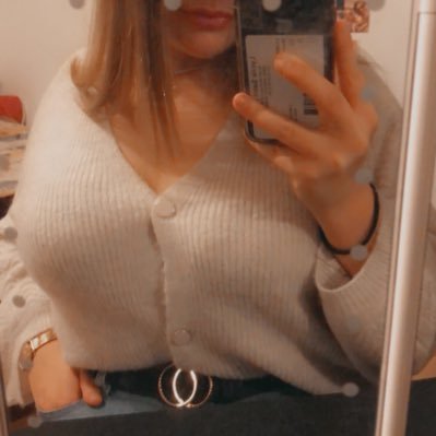 MLomine's profile picture. 