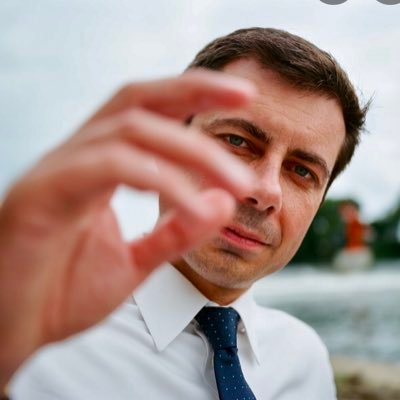 ButtigiegBag's profile picture. Russian warship, go fuck yourself.