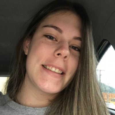 20y• pomerode • pisciana • @rodrigotribess • SC • mamãe da Manuella