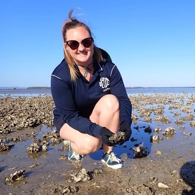 PhD Candidate at Griffith University researching the diversity and ecology of reef-building oysters.