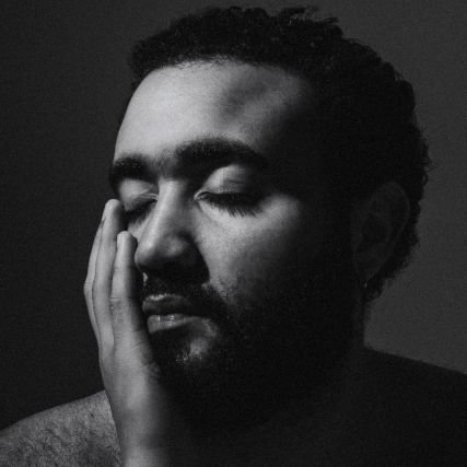 _cachicho's profile picture. Aquí.
Allá.
... Y más allá.