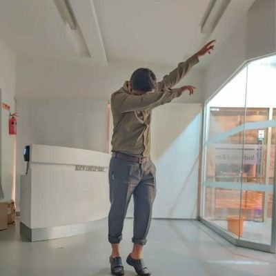 instamemelogy's profile picture. लेखक ....बस और कुछ नही