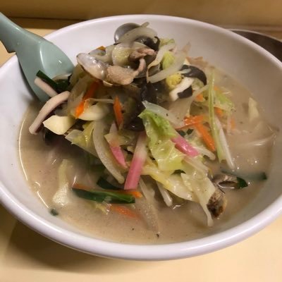 新潟県長岡市の殿町にある居酒屋です。45年間営業している長崎の味を長岡で!ちゃんぽんや餃子、皿うどんなどが楽しめます。月曜〜土曜の20時半から2時まで営業してます。Twitterの中の人は店主ではなく孫です🙇♂️長崎亭の情報についてはこちら↓