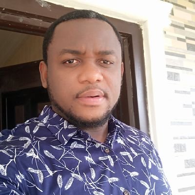 Life is too short (I don't know who measured it🤔) don't waste it reading my bio😋
|Man Utd|🔴