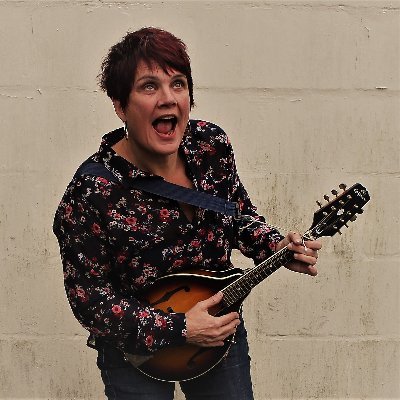 I write songs and play instruments and like to go to places and sing them. I am in a duo called Black Scarr. I also write poems... https://t.co/smwEQ5ajDj