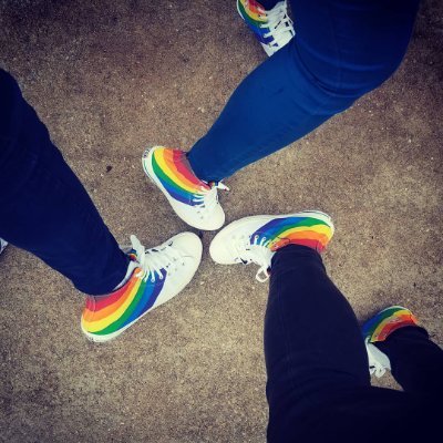 Wife🏳️🌈AT for Williamstown🏈🏐🏑🎾⚽️🏀⚾️~DMB~fair&equal justice💙BLM✊🏿✊🏾✊🏽✊🏼✊🏻✊
She/Her