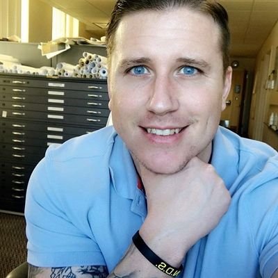 looking for a trustworthy and God fearing women who can fall in love with a military man